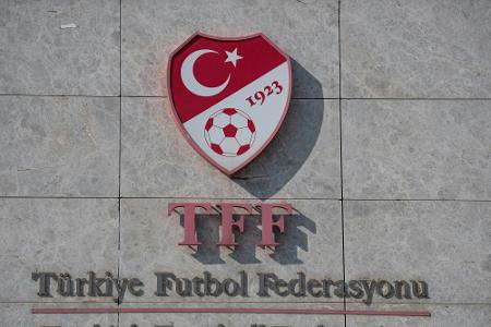 Schiedsrichter wirft Bitcoin: Türkischer Verband ermittelt Schiedsrichter wirft Bitcoin: Türkischer Verband ermittelt