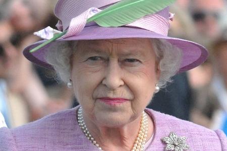 Queen Elizabeth II. erscheint nicht zur Parlamentseröffnung Queen Elizabeth II. erscheint nicht zur Parlamentseröffnung