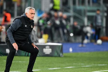 Mourinho muss mit Rom um Europa-League-Qualifikation bangen Mourinho muss mit Rom um Europa-League-Qualifikation bangen