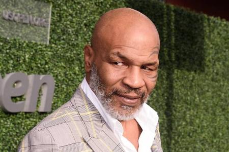 Auch Box-Legende Mike Tyson musste einen schlimmen Schicksalsschlag verwinden. Seine Tochter Exodus war vier, als sie sich 2009 beim Spielen mit einem Kabel selbst erdrosselte.