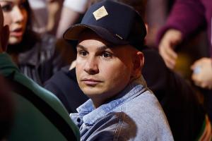 Pietro Lombardi zeigt sich oberkörperfrei: "Ich bin dick"