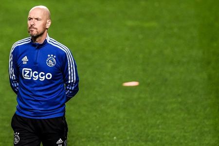 Goldener Abschied für ten Hag: Ajax feiert 36. Meistertitel Goldener Abschied für ten Hag: Ajax feiert 36. Meistertitel