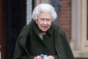 Queen Elizabeth II. adelt krebskranke Deborah James