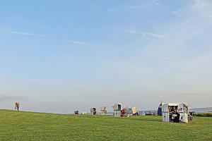 16 Wohnmobil-Stellplätze in der Natur