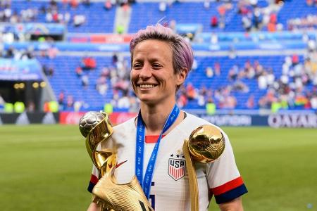 US-Fußballerinnen erhalten gleiche Bezahlung wie Männer US-Fußballerinnen erhalten gleiche Bezahlung wie Männer