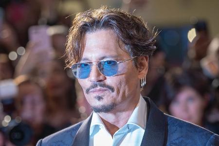 Frauenrechtsgruppe spricht Johnny Depp Mitgefühl aus Frauenrechtsgruppe spricht Johnny Depp Mitgefühl aus