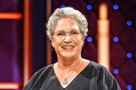 Schauspielerin Katerina Jacob bleibt trotz Chemotherapie positiv Schauspielerin Katerina Jacob bleibt trotz Chemotherapie positiv