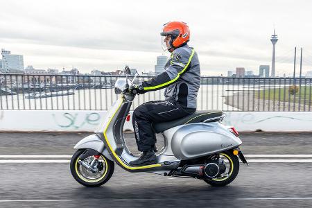 E-Leichtkrafträder und Roller E-Leichtkrafträder und Roller