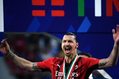 Ibrahimovic spielte halbes Jahr ohne vorderes Kreuzband Ibrahimovic spielte halbes Jahr ohne vorderes Kreuzband