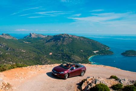 Mietwagen knapp und teuer: So können Urlauber sparen Mietwagen knapp und teuer: So können Urlauber sparen
