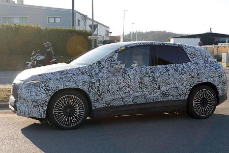 Erlkönig Mercedes-AMG EQE SUV 53 4-Matic