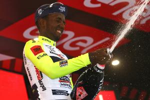 Nach Missgeschick auf dem Podium: Giro-Aus für Etappensieger Girmay