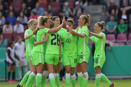 Perfekter Schult-Abschied: Wolfsburg stürmt zum Pokal-Rekord Perfekter Schult-Abschied: Wolfsburg stürmt zum Pokal-Rekord