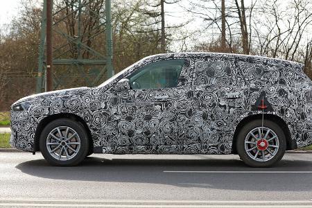 BMW iX1 Erlkönig