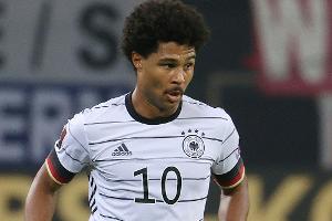 Vertragsverlängerung: Gnabry gibt sich schmallippig