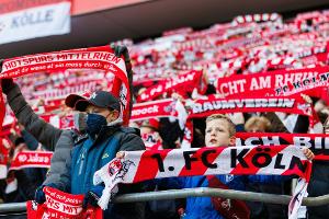 Pyrotechnik: 11.000 Euro Strafe für Köln