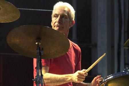 Die Rolling Stones erinnern sich an Charlie Watts Die Rolling Stones erinnern sich an Charlie Watts