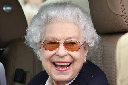 Familienessen mit Harry und Meghan: Queen lernt ihre Urenkelin kennen Familienessen mit Harry und Meghan: Queen lernt ihre Urenkelin kennen