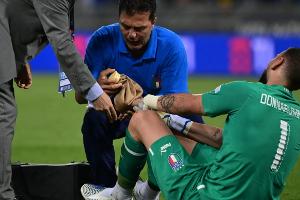 Mancini witzelt über Donnarumma: "Er hat noch neun Finger"
