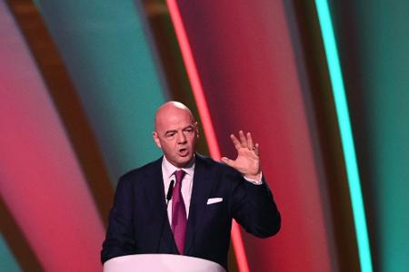 Infantino zeigt Infantino zeigt