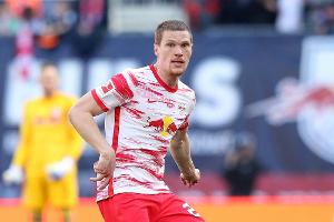Bis 2024: Halstenberg bleibt bei RB Leipzig