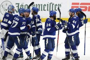 NHL: Tampa Bay gleicht Serie gegen New York Rangers aus