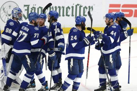 NHL: Tampa Bay gleicht Serie gegen New York Rangers aus NHL: Tampa Bay gleicht Serie gegen New York Rangers aus