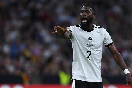 Antonio Rüdiger - Note: 2,0 - Hatte gefühlt immer ein Bein dazwischen, wenn England mal in die Offensive kam. Hatte einen kurzen Wackler bei einem Pass auf Schlotterbeck in der Anfangsphase, danach zeigte der künftige Madrilene eine sehr souveräne Leistung.