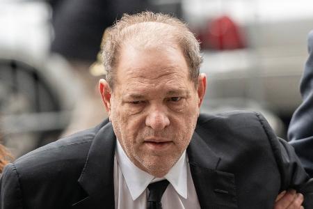 Neue Vorwürfe: Harvey Weinstein erneut angeklagt Neue Vorwürfe: Harvey Weinstein erneut angeklagt