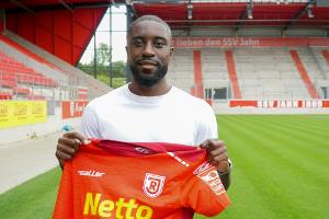Regensburg holt Owusu von Zweitliga-Absteiger Aue