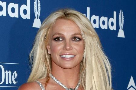 Nicht eingeladen: Britney Spears' Mutter gratuliert ihr zur Hochzeit Nicht eingeladen: Britney Spears' Mutter gratuliert ihr zur Hochzeit