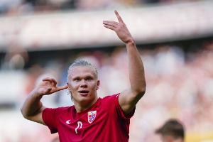 Wieder Haaland-Doppelpack: Norwegen bleibt ungeschlagen