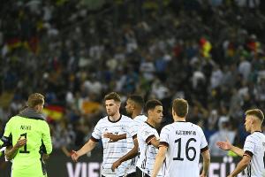 DFB-Team feiert historischen Sieg gegen Italien