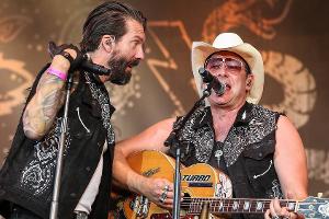 The BossHoss: "Jeder soll mitbekommen, dass wir wieder da sind"