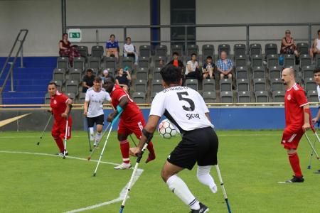 Düsseldorf überzeugt bei Auftakt der Amputierten-Bundesliga Düsseldorf überzeugt bei Auftakt der Amputierten-Bundesliga