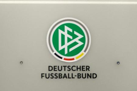 DFB-Stiftung unterstützt die Tafeln DFB-Stiftung unterstützt die Tafeln