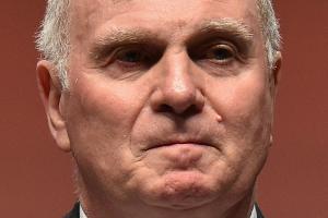 "Sehr fleißig": Hoeneß lobt Salihamidzic für Transferpolitik