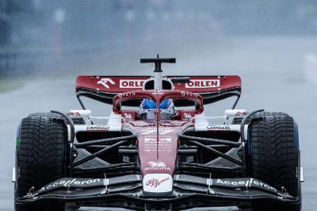 Hamilton stark im Silverstone-Training Hamilton stark im Silverstone-Training