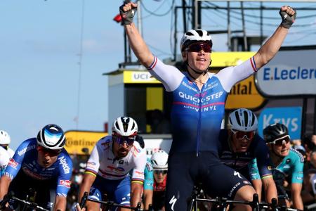 Jakobsen gewinnt zweite Tour-Etappe - van Aert in Gelb Jakobsen gewinnt zweite Tour-Etappe - van Aert in Gelb