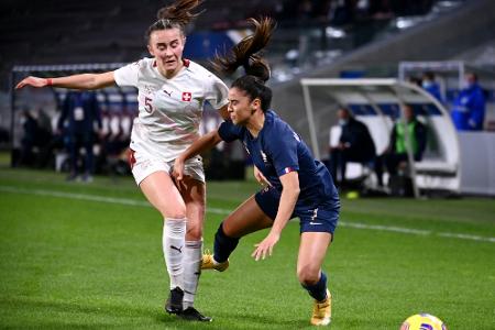 Leverkusen verlängert mit Abwehrspielerin Marti Leverkusen verlängert mit Abwehrspielerin Marti