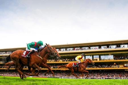Galopp: Sammarco gewinnt Deutsches Derby Galopp: Sammarco gewinnt Deutsches Derby