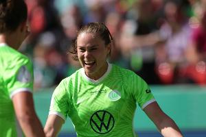 Frauen-BL: Pajor verlängert bis 2025 in Wolfsburg
