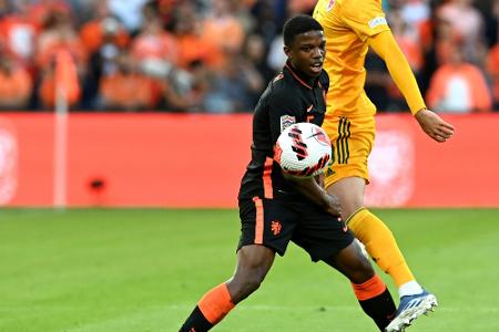 ManUnited holt Niederländer Malacia ManUnited holt Niederländer Malacia