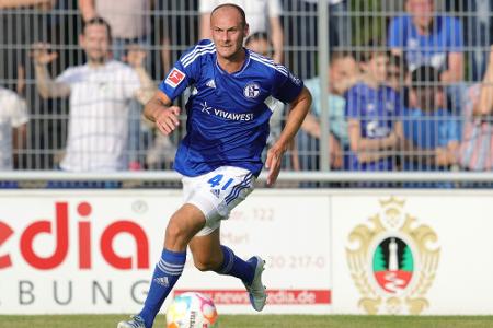Schalke müht sich zu Testspiel-Sieg gegen Verl Schalke müht sich zu Testspiel-Sieg gegen Verl
