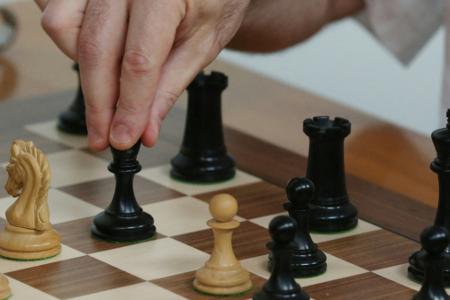 Schach: Pähtz traut Keymer WM-Titel zu Schach: Pähtz traut Keymer WM-Titel zu