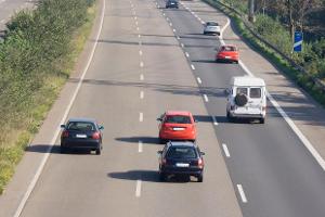 Autobahn Mittelspurschleicher