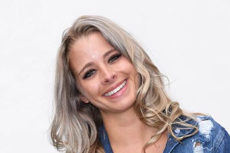 Saskia Atzerodt ist zum ersten Mal Mama geworden Saskia Atzerodt ist zum ersten Mal Mama geworden