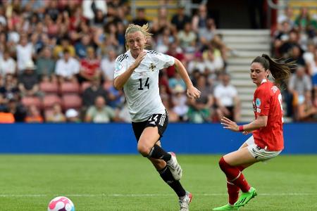 Rekord-Sieg für England: Lionesses stürmen ins Viertelfinale Rekord-Sieg für England: Lionesses stürmen ins Viertelfinale