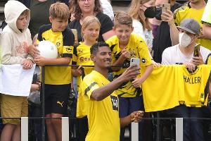 Dortmund startet ins Trainingslager