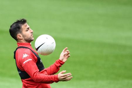 Ex-Weltmeister Fabregas wechselt in die Serie B Ex-Weltmeister Fabregas wechselt in die Serie B